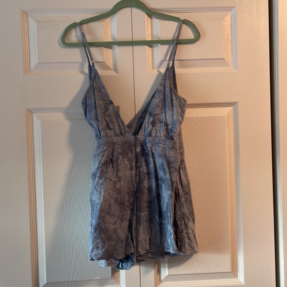 Style Rack chambray style romper - Picture 2 of 3